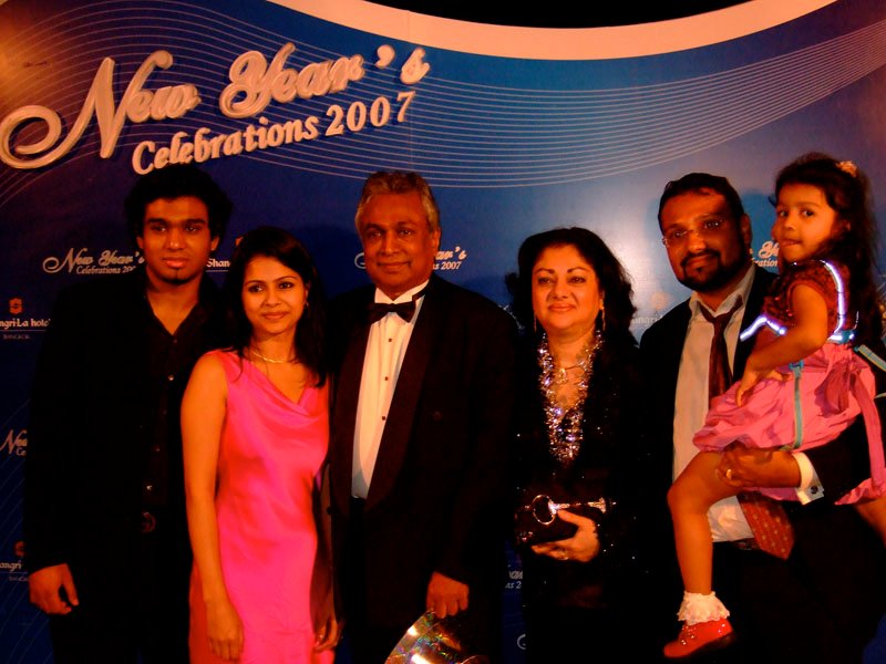 Raquien, Nadia, Khalu, Mishtikhala, Rudy, and Radyna
