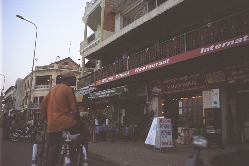 sidewalk cafes, restaurants, bars, internet shops by the Mekong River
