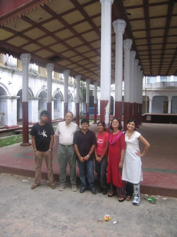 we visited an old hindu Rajbari (palace of a hindu raja/ruler).  this was the inner courtyard where they had music performances, dancing, etc.
