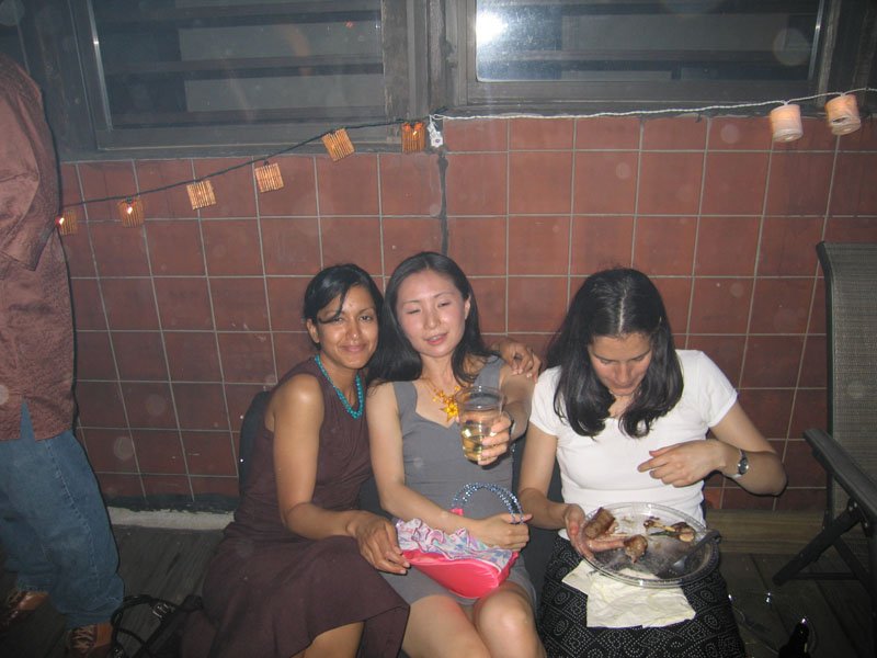 Samia, Aya & Florencia
