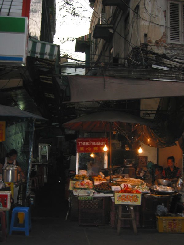 old section where hippie foreigners stay for super cheap
